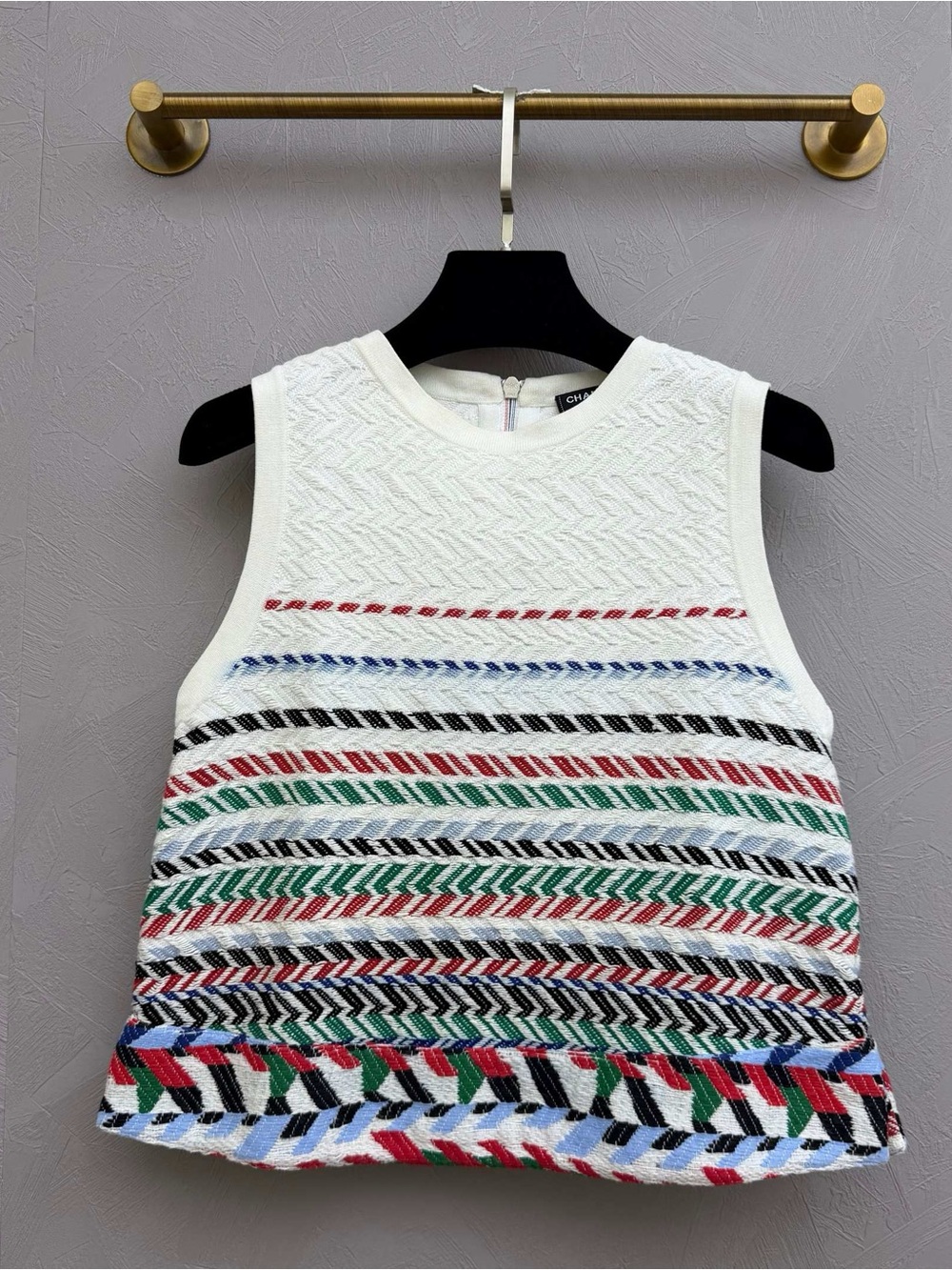 CHANEL White Knit Sleeveless Top with Multicolor Stripe Detail